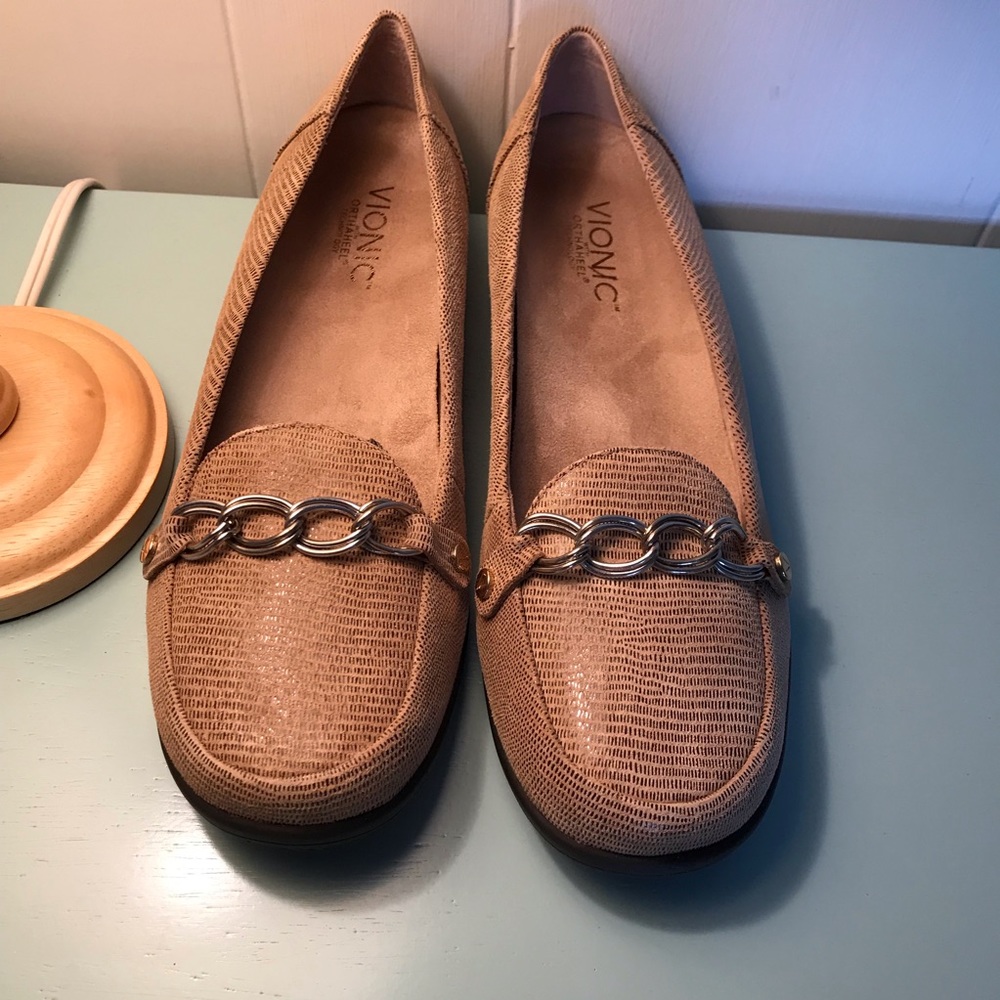 Vionic saddle lizard orthaheel leather loafers 8 1/2 NWT